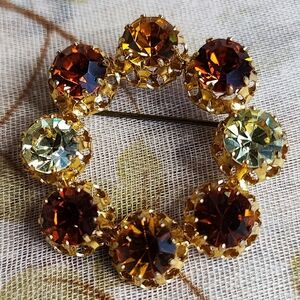 Made in Austria Signed Round Circle Tone Vintage Brooch High Prong Setting EUC